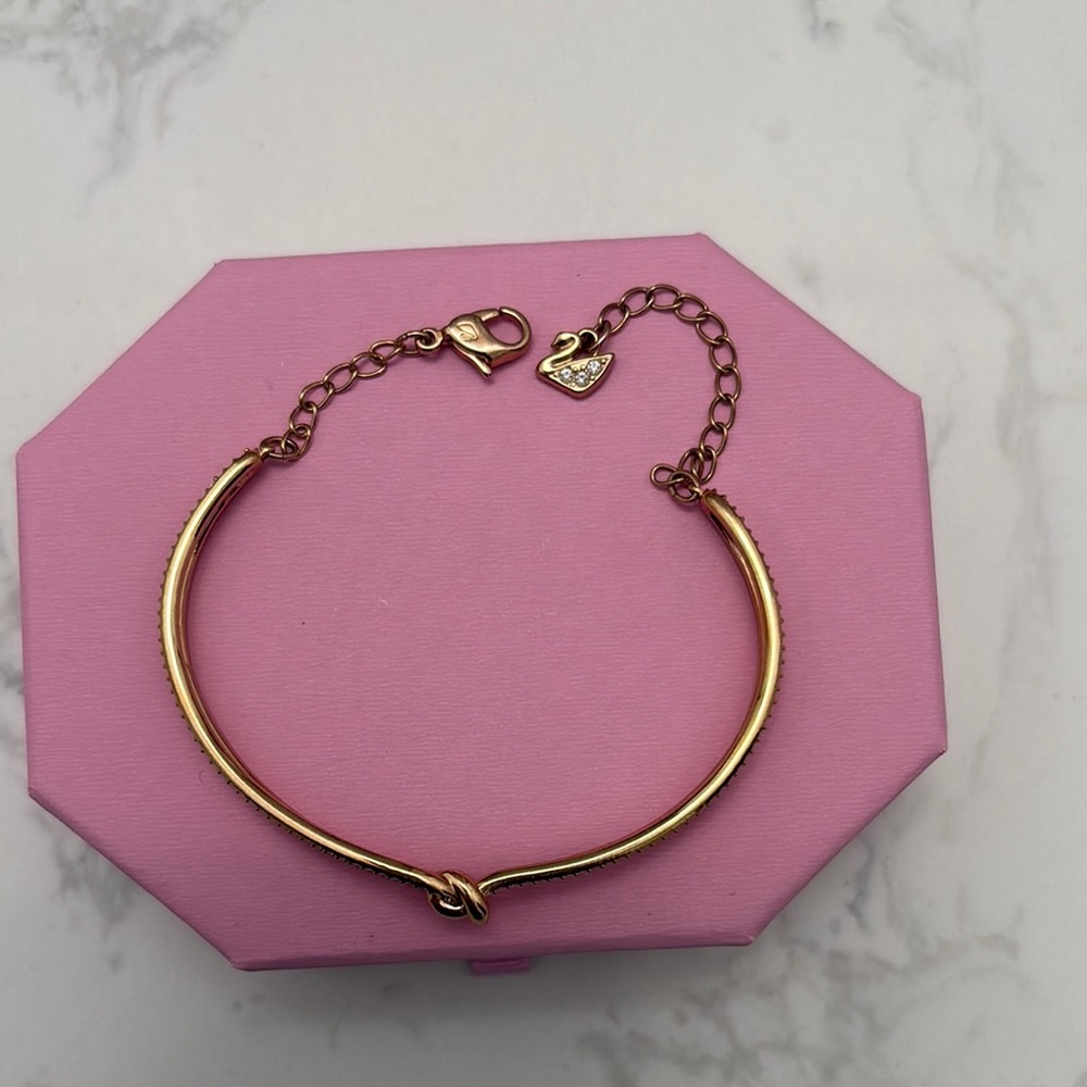Swarovski Crystal bracelet (like new) - Picture 2 of 3